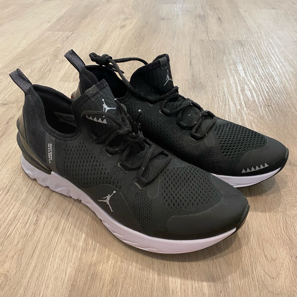 Nike Jordan react havoc mens sz 10.5
